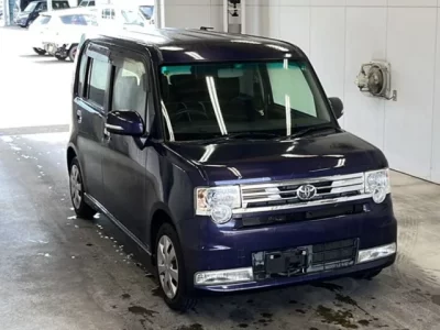 Toyota PIXIS SPACE