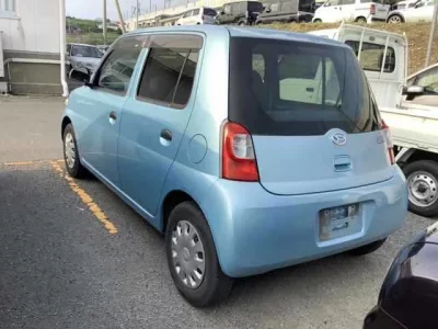 Daihatsu Esse
