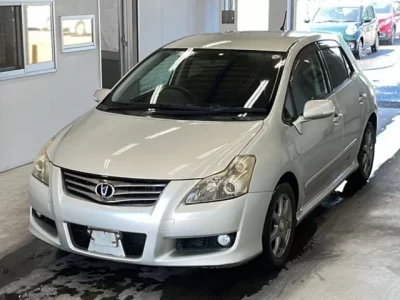 Toyota BLADE