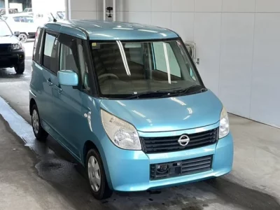 Nissan ROOX