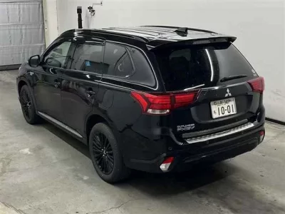Mitsubishi OUTLANDER PHEV