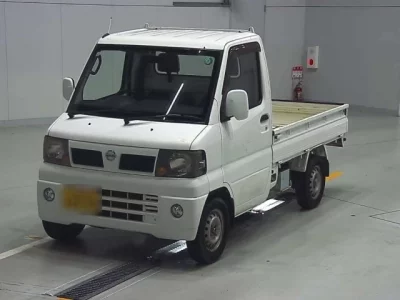Nissan CLIPPER TRUCK