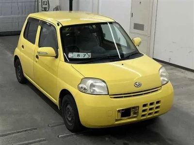 Daihatsu Esse