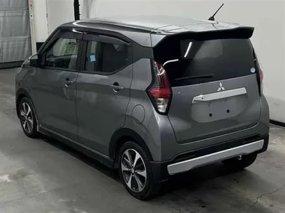 Mitsubishi EK X