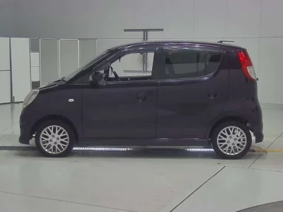 Suzuki MRWAGON