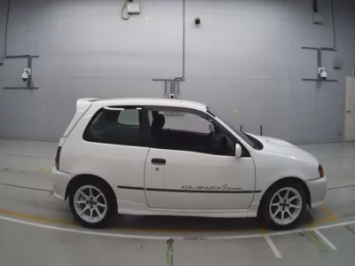 Toyota STARLET