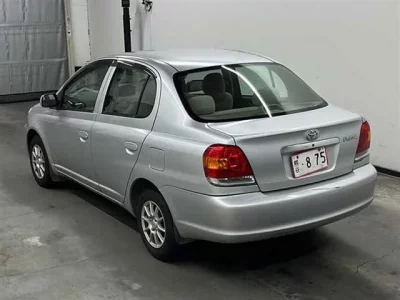 Toyota PLATZ