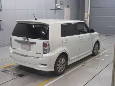 Toyota COROLLA RUMION