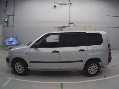 Toyota SUCCEED