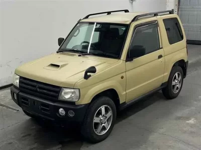 Mitsubishi PAJERO MINI