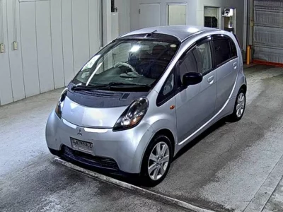 Mitsubishi I