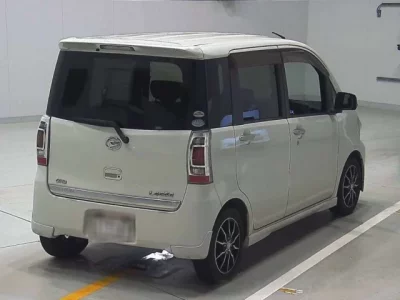 Daihatsu TANTO EXE