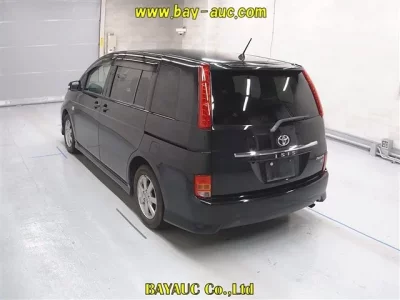 Toyota ISIS
