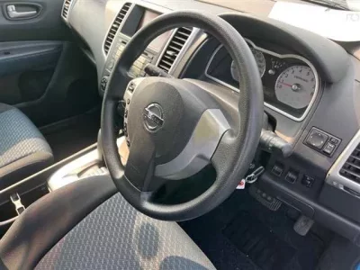 Nissan WINGROAD