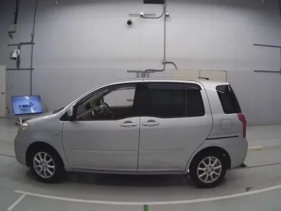 Toyota RAUM