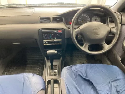 Nissan SUNNY