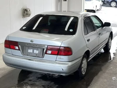 Nissan SUNNY