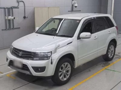 Suzuki GRAND ESCUDO