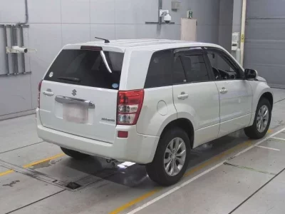 Suzuki GRAND ESCUDO