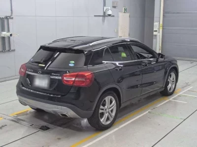 Mercedes-Benz GLA CLASS