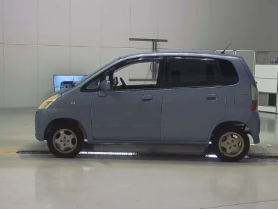 Suzuki MRWAGON