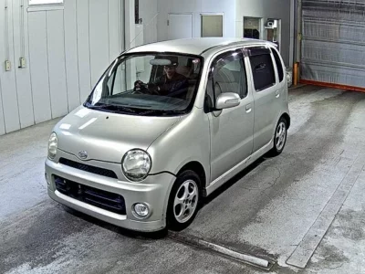 Daihatsu MOVE LATTE