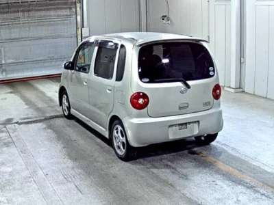 Daihatsu MOVE LATTE