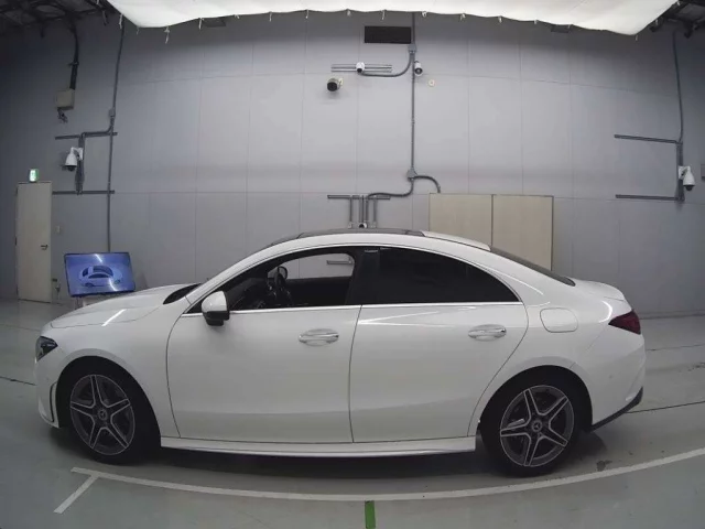 Mercedes-Benz CLA CLASS