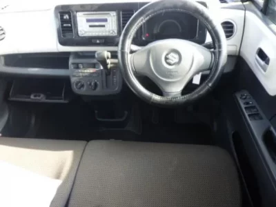 Suzuki MRWAGON