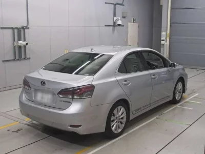 Lexus HS
