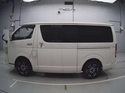 Toyota REGIUS ACE VAN