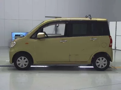 Daihatsu TANTO EXE