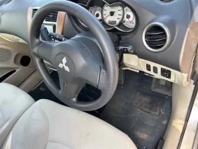 Mitsubishi COLT PLUS