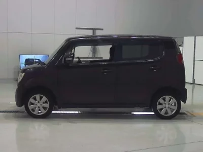 Suzuki MRWAGON