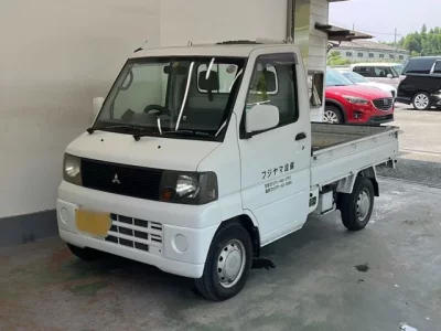 Mitsubishi MINICAB TRUCK