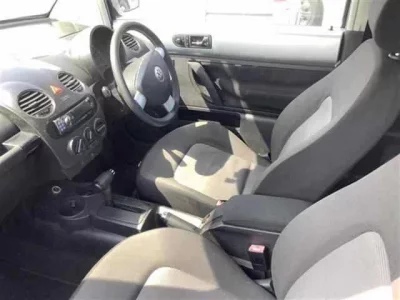Volkswagen NEW BEETLE