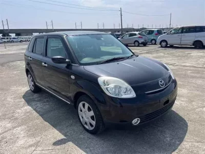 Mazda VERISA