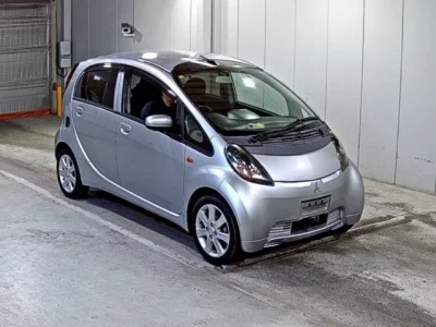 Mitsubishi I
