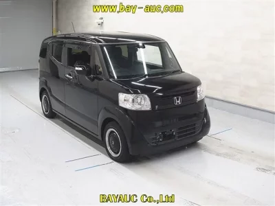 Honda N BOX SLASH
