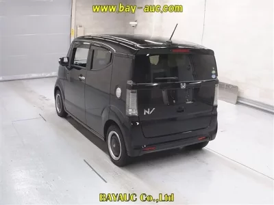 Honda N BOX SLASH