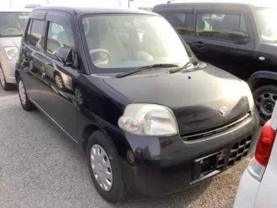 Daihatsu Esse