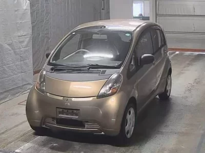 Mitsubishi I