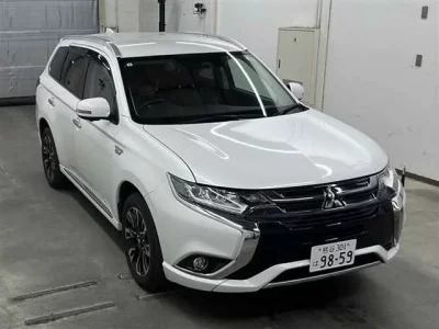 Mitsubishi OUTLANDER PHEV