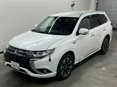 Mitsubishi OUTLANDER PHEV