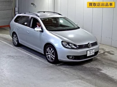 Volkswagen GOLF VARIANT