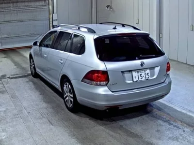 Volkswagen GOLF VARIANT