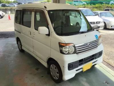 Daihatsu Atrai Wagon