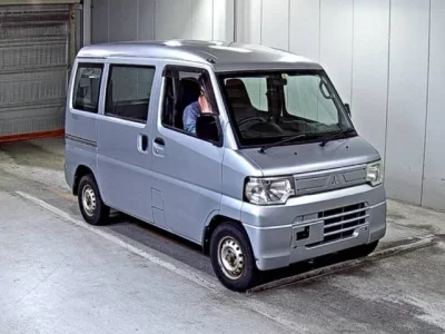 Mitsubishi MINICAB VAN