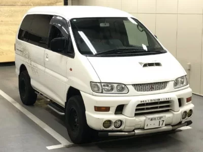 Mitsubishi DELICA