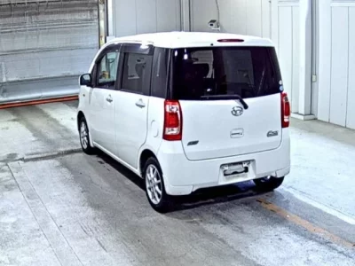 Daihatsu TANTO EXE